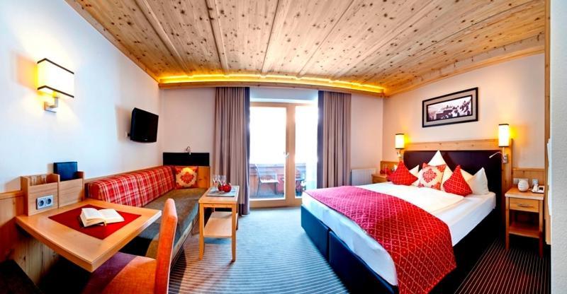 Hotel Bergkristall (Adults Only) Oberau Room photo